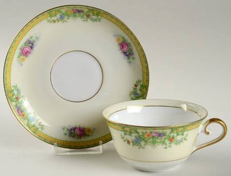 Normandy Flat Cup & Saucer Set