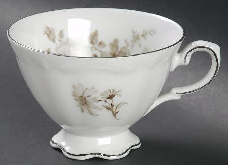 Sophia Footed Cup