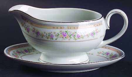 KSA1 Gravy Boat & Underplate