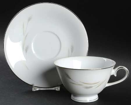 Autumn Wheat Footed Cup & Saucer Set