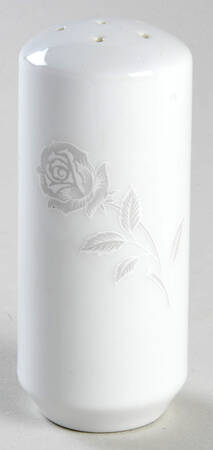 Elizabeth Pepper Shaker