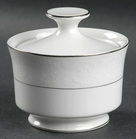 Petite Fleurs Sugar Bowl & Lid