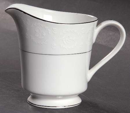 Petite Fleurs Creamer