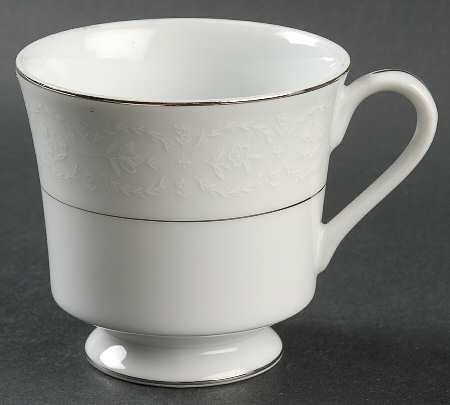Petite Fleurs Footed Cup