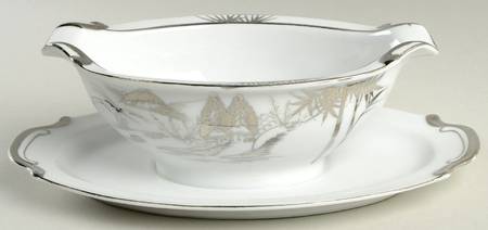 KUT19 Gravy Boat with Attached Underplate