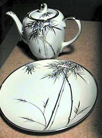 KUT38 Dinner Plate