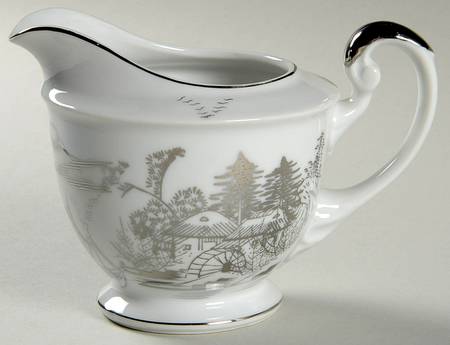 KUT6 Creamer