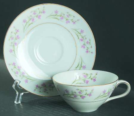 Annette Flat Cup & Saucer Set