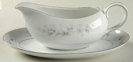 Belmont Gravy Boat & Underplate