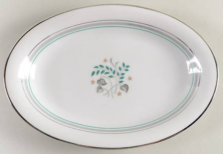 Elizabeth Underplate for Gravy Boat
