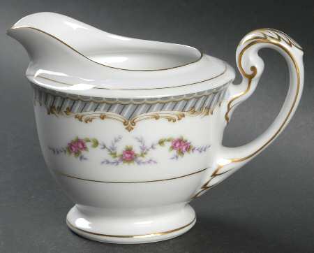 Hampton Creamer