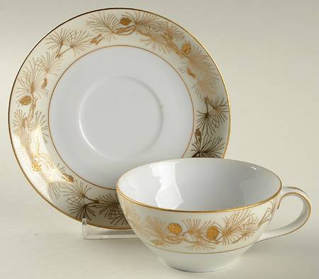 Pine Gold Flat Cup & Saucer Set