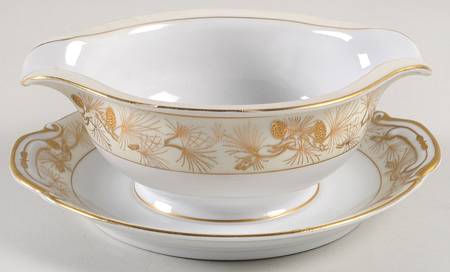Pine Gold Gravy Boat with Attached Underplate