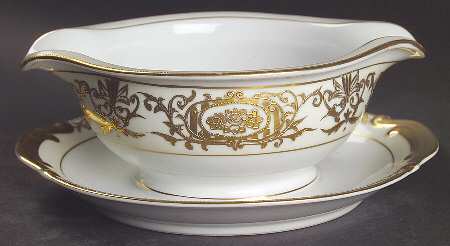 Regina Gravy Boat with Attached Underplate