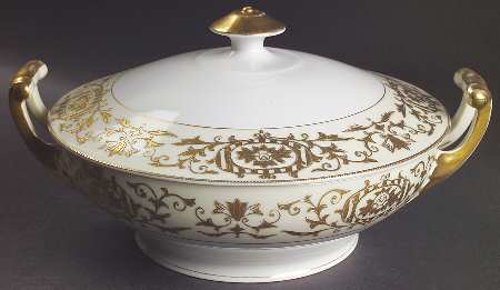 Regina Round Covered Vegetable