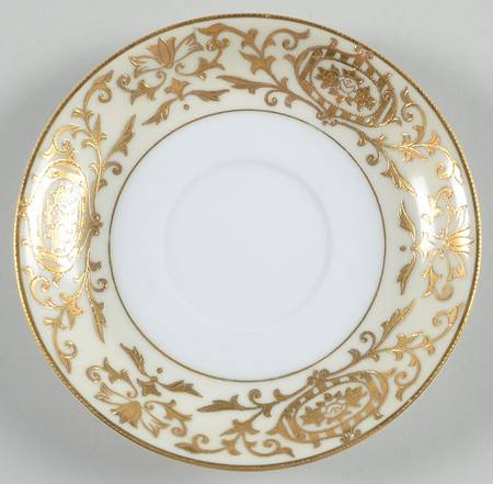 Regina Saucer for Footed Cup