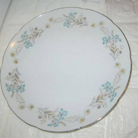Rutland 11" Chop Plate (Round Platter)