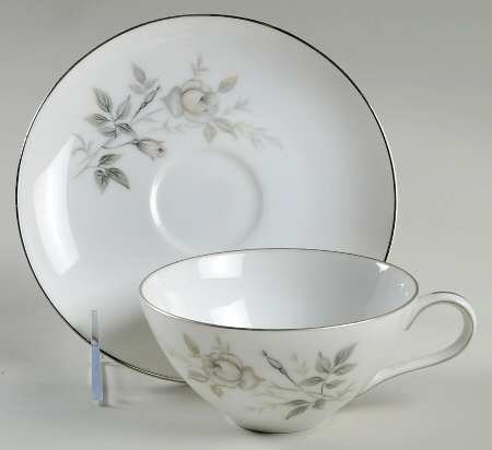 Taunton Flat Cup & Saucer Set
