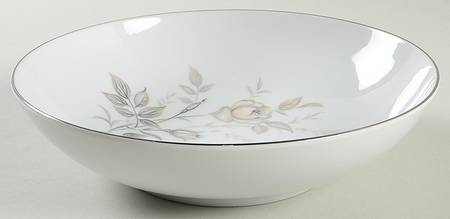 Taunton 8" Round Vegetable Bowl