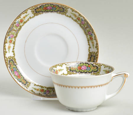 Footed Cup & Saucer Set