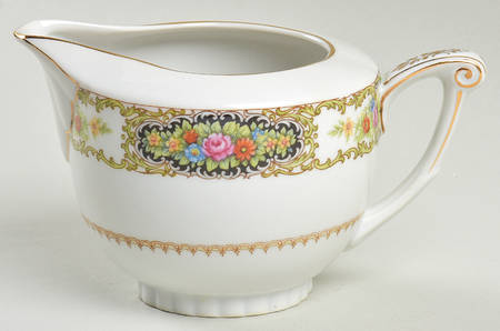 Midnight Queen Creamer