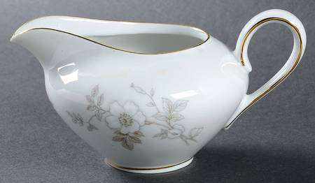 742 Creamer