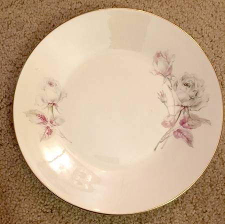 KNE1 Luncheon Plate