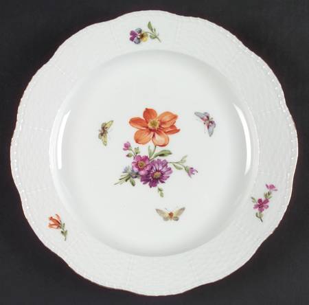 KPM74 Dinner Plate