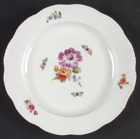 KPM74 Dinner Plate