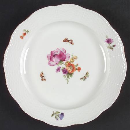 KPM74 Dinner Plate