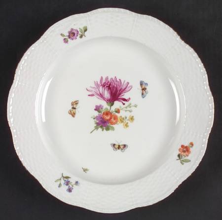 KPM74 Dinner Plate