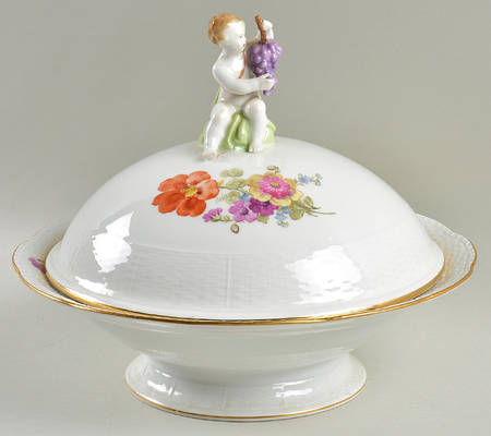 KPM74 Round Covered Vegetable