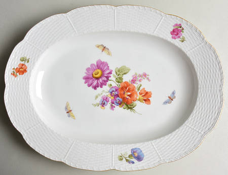 KPM74 15" Oval Serving Platter