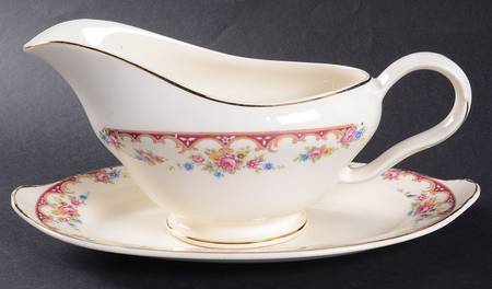 KNO382 Gravy Boat & Underplate/Relish