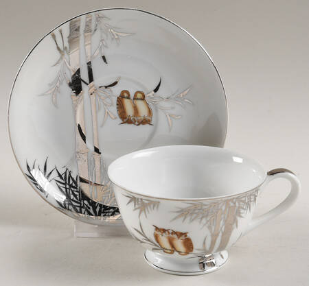 KUT63 Footed Cup & Saucer Set