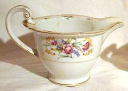 KON69 Creamer