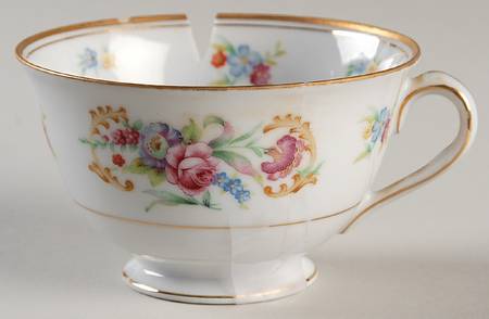KON69 Footed Cup