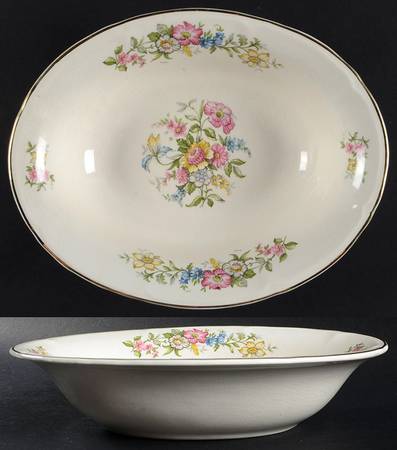 Isabella 9" Oval Vegetable Bowl