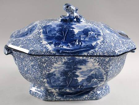 Ye Olde Rectangular Tureen & Lid