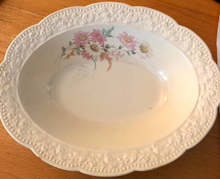 199-0 9" Oval Vegetable Bowl