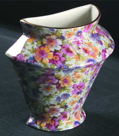 Dubarry (Granville, New, Globe Backstamp) Wall/Hanging Vase