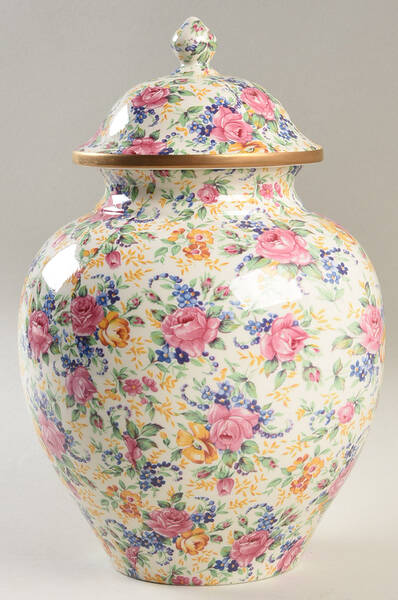 Rosalynde(Granville, New, Globestp) Large Temple Jar & Lid