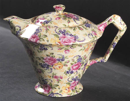 Ruth Kent (New, Granville Shape) Round Diamond Teapot & Lid