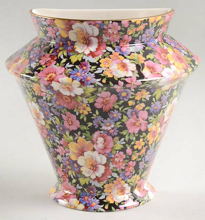 Lydia (New, Granville Shape) Wall/Hanging Vase