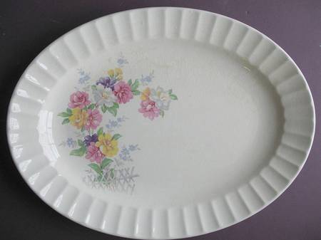 KNO491 14" Oval Serving Platter