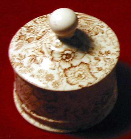 18th Century Chintz Brown Powder Box with Lid