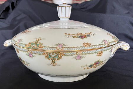 Princess Round Covered Vegetable