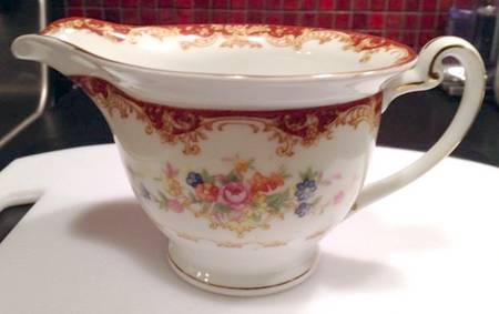 KON81 Creamer