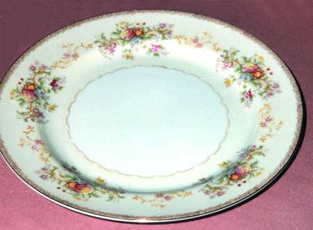 KON88 Dinner Plate