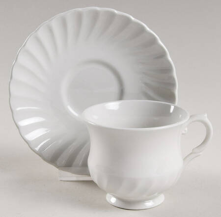 KNT21 Footed Cup & Saucer Set